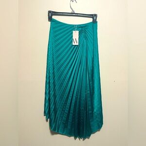 Worthington Women’s Pleated skirt size XS